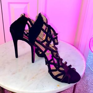 Black Lace Pattern Heels